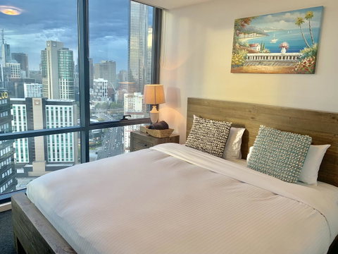 Luxury Apartments With View - Schoolies Week Accommodation 14