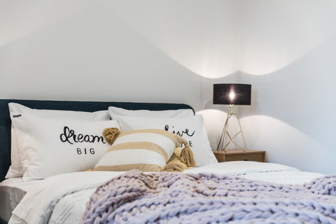 Saint Domain - Schoolies Week Accommodation 10