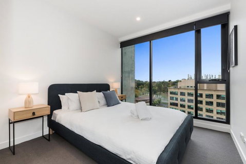 Saint Domain - Schoolies Week Accommodation 11