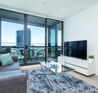 Wyndel Apartments - Riverside On Collins - Schoolies Week Accommodation