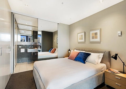 Corporate Keys - Freshwater Place - Schoolies Week Accommodation 7
