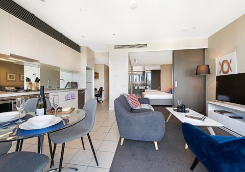 Corporate Keys - Freshwater Place - Schoolies Week Accommodation 8