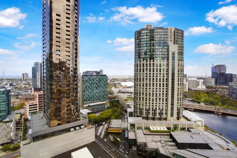 Corporate Keys - Freshwater Place - Schoolies Week Accommodation 29
