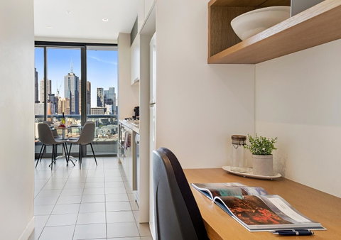 Corporate Keys - Freshwater Place - Schoolies Week Accommodation 4