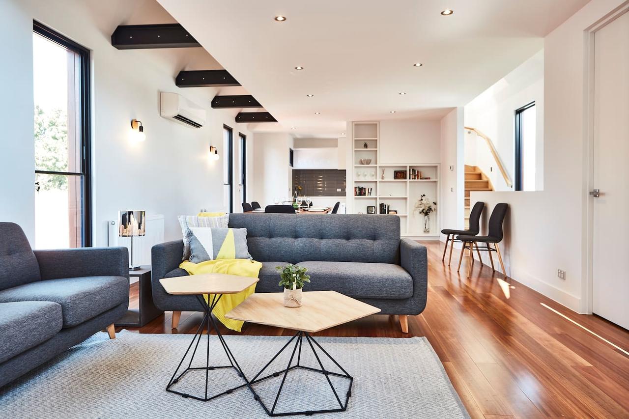 Richmond VIC Schoolies Week Accommodation