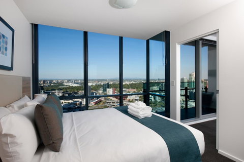 City Tempo - MP Deluxe - Schoolies Week Accommodation 11