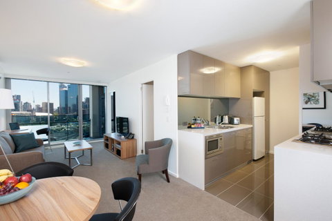 City Tempo - MP Deluxe - Schoolies Week Accommodation 7