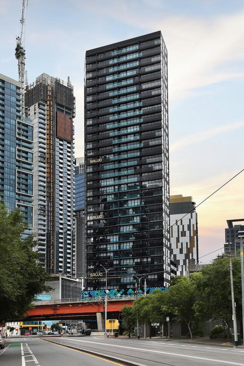 Experience Bella Hotel Apartments - Schoolies Week Accommodation 17