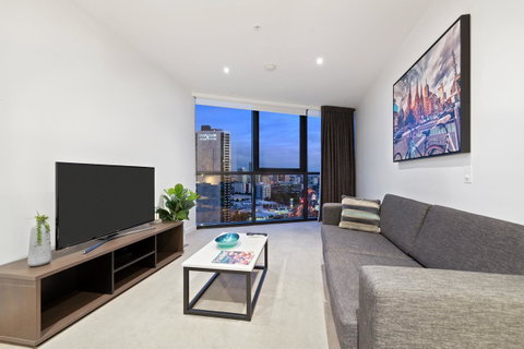 Experience Bella Hotel Apartments - Schoolies Week Accommodation 10