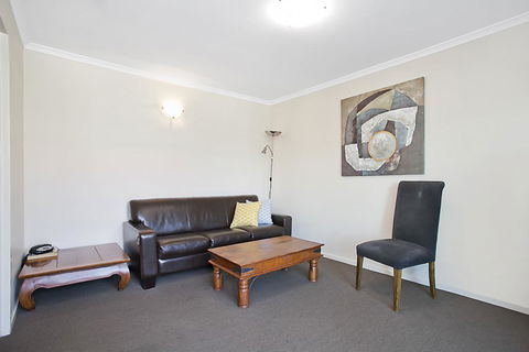Quality Inn & Suites The Menzies - Schoolies Week Accommodation 30