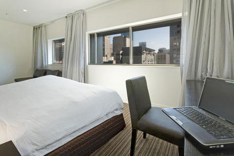Causeway 353 Hotel - Schoolies Week Accommodation 27