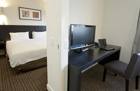 Causeway 353 Hotel - Schoolies Week Accommodation 32