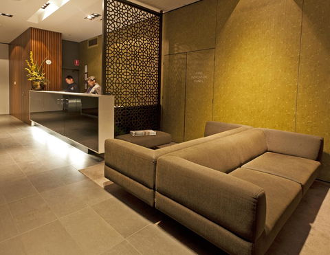 Causeway 353 Hotel - Schoolies Week Accommodation 13