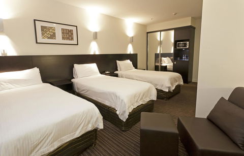 Causeway 353 Hotel - Schoolies Week Accommodation 21