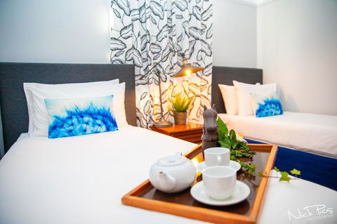 Amara Springs Guest House - Schoolies Week Accommodation 1