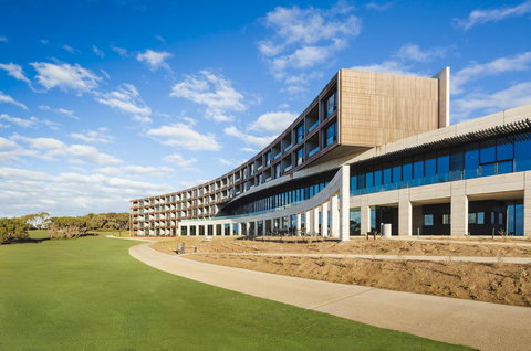 RACV Torquay Resort - Schoolies Week Accommodation 0