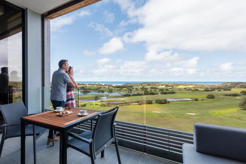 RACV Torquay Resort - Schoolies Week Accommodation 4