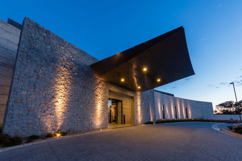 RACV Torquay Resort - Schoolies Week Accommodation 1