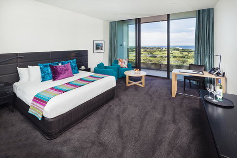 RACV Torquay Resort - Schoolies Week Accommodation 14