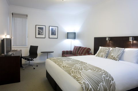 Alto Hotel On Bourke - Schoolies Week Accommodation 36