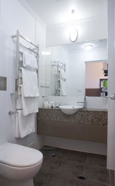 Alto Hotel On Bourke - Schoolies Week Accommodation 25