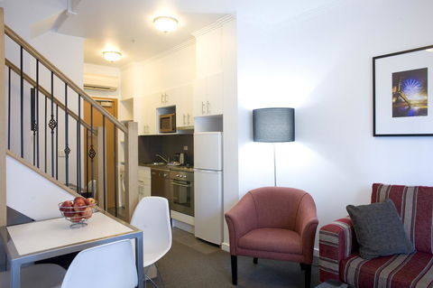 Alto Hotel On Bourke - Schoolies Week Accommodation 23