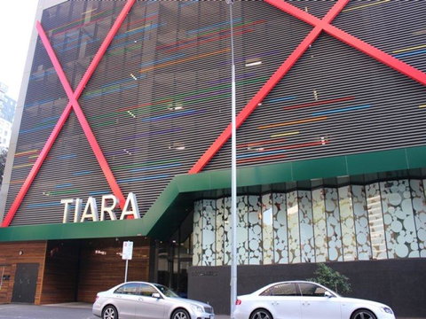 Premier Stays Melbourne - Schoolies Week Accommodation 13