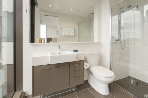 28 Nights Apartments - Schoolies Week Accommodation 9