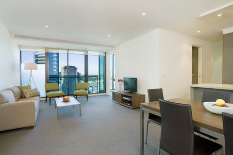 28 Nights Apartments - Schoolies Week Accommodation 20