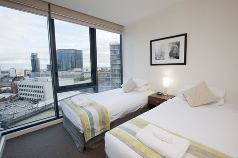 28 Nights Apartments - Schoolies Week Accommodation 19