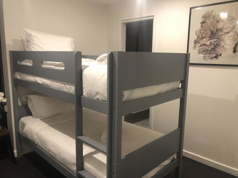 Crown Boutique S Collection - Schoolies Week Accommodation 29