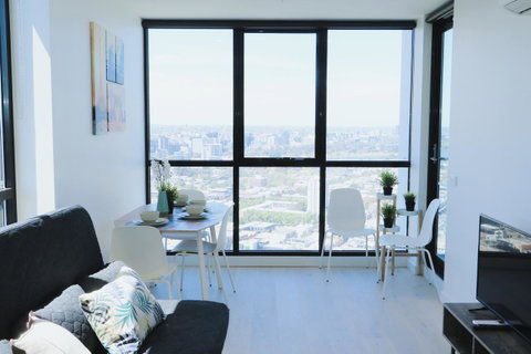 Crown Boutique S Collection - Schoolies Week Accommodation 23