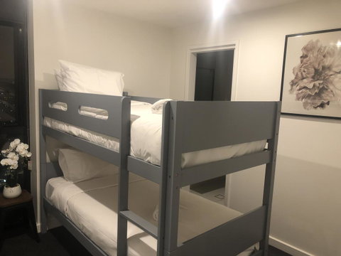 Crown Boutique S Collection - Schoolies Week Accommodation 28