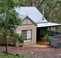 Tangenong Cottages - Schoolies Week Accommodation