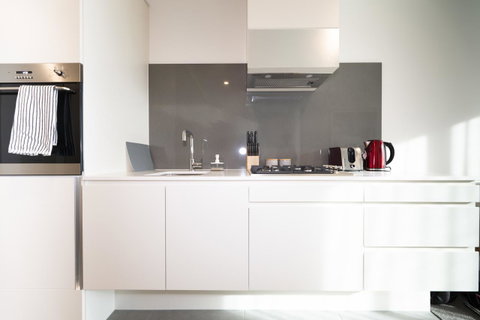 Ocean View/South-bank Premium Location 2 Bedroom Apartments - Schoolies Week Accommodation 2