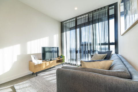 Ocean View/South-bank Premium Location 2 Bedroom Apartments - Schoolies Week Accommodation 5