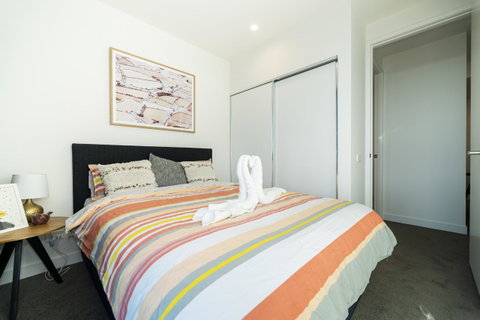 Ocean View/South-bank Premium Location 2 Bedroom Apartments - Schoolies Week Accommodation 6