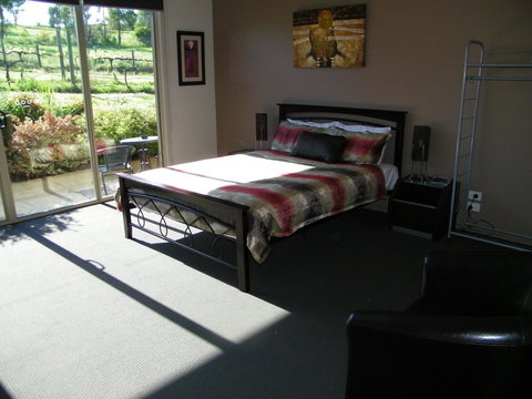 De\'Vine Escape - Schoolies Week Accommodation 4