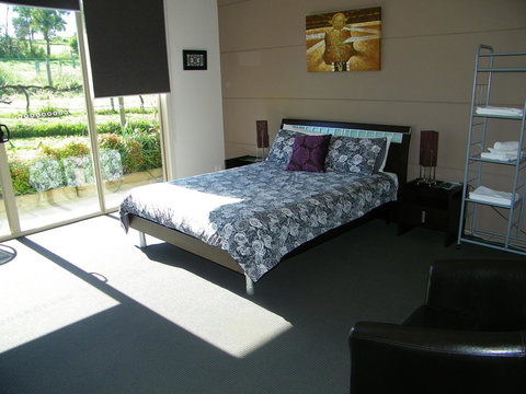 De\'Vine Escape - Schoolies Week Accommodation 6