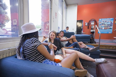 Melbourne Metro YHA - Schoolies Week Accommodation 34