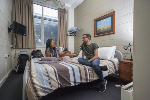 Melbourne Metro YHA - Schoolies Week Accommodation 30