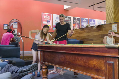 Melbourne Metro YHA - Schoolies Week Accommodation 16