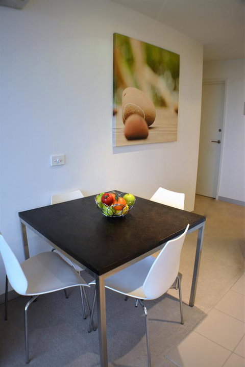 Royal Stays Apartments Melbourne- Southbank - Schoolies Week Accommodation 7
