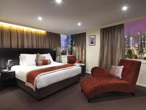 Hotel Grand Chancellor Melbourne - Schoolies Week Accommodation 1