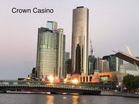 225 Melbourne Tower - Schoolies Week Accommodation 10