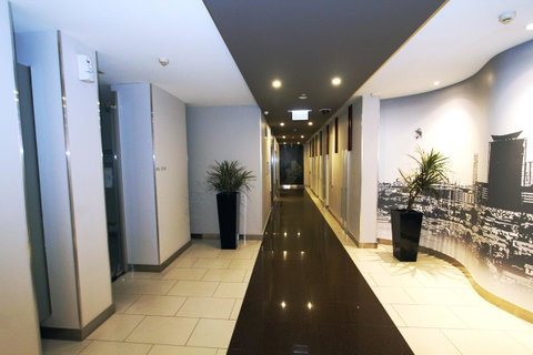 225 Melbourne Tower - Schoolies Week Accommodation 25