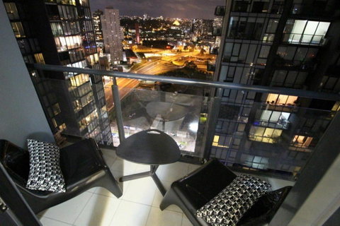 225 Melbourne Tower - Schoolies Week Accommodation 18