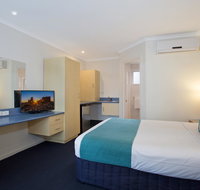 Hamilton Town House Motel - Schoolies Week Accommodation