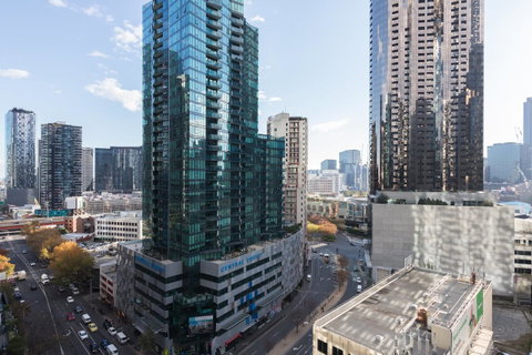 Southbank Biz-Biz Hotel Apartment - Schoolies Week Accommodation 0