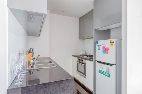 Southbank Biz-Biz Hotel Apartment - Schoolies Week Accommodation 8